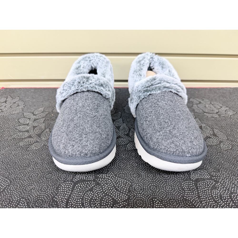 Skechers Cozy Up Frosty Snuggles Gray Slippers Women’s Size 9.5 - Picture 2 of 6